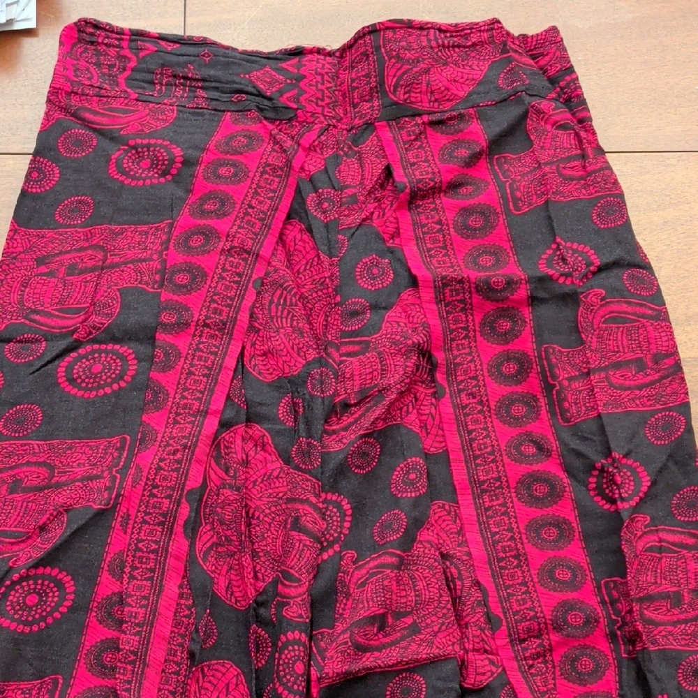 Black and Red Hippie Pants